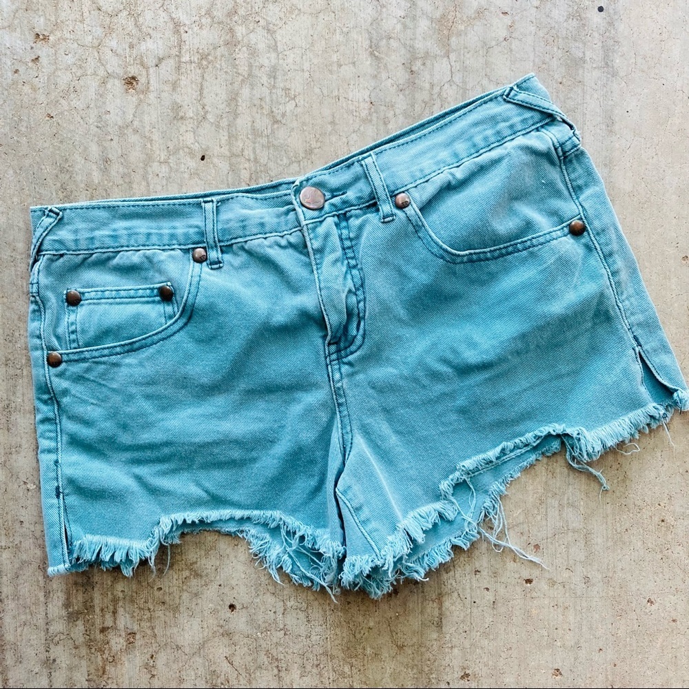 Free People | Green Cuttoff Denim Shorts 28